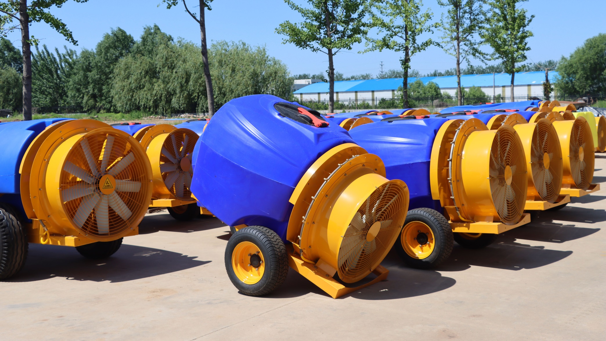 Four-Wheel Tractor Traction Wi - Orchard Sprayer Tractor 评论和价格